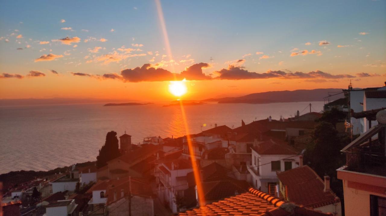 Oneiro Cottage Skopelos Town Exterior foto